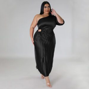 Fashionable And Sexy Off-the-shoulder Drawstring Pleated Dress