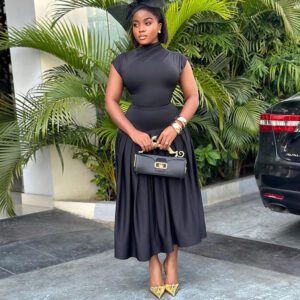 Women’s Solid Color Sleeveless Dress