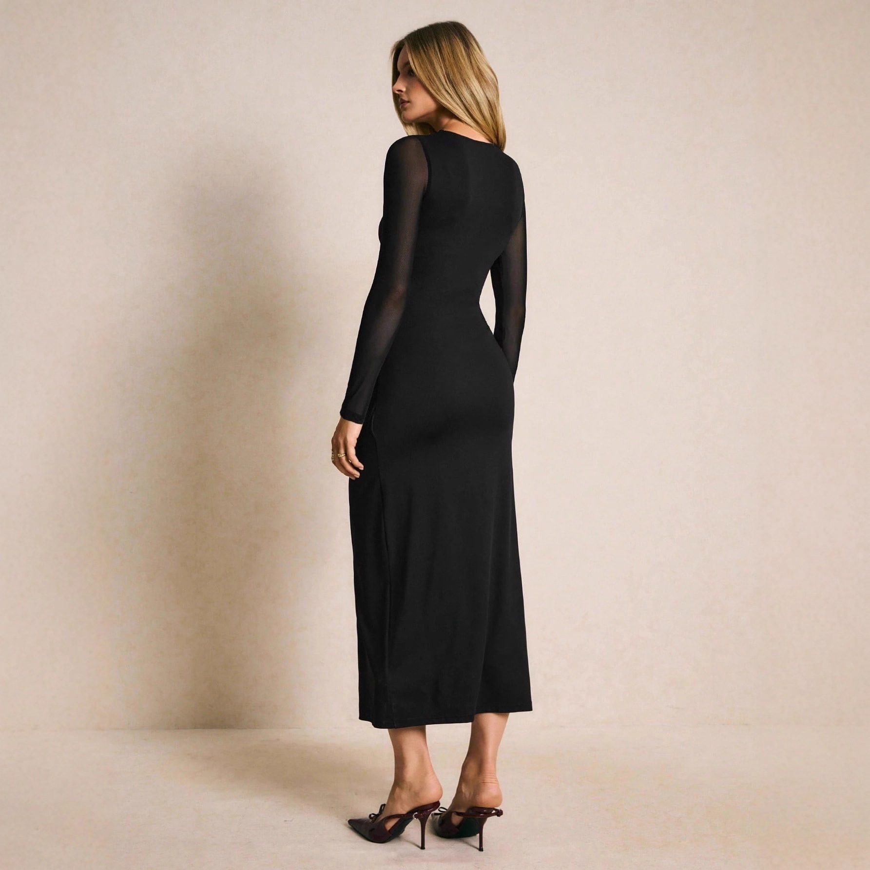 New Stylish And Chic Dress Featuring A Patchwork Mesh Sleeve Design Adorned With Metallic Buckles – Image 6