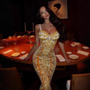 Women’s Elegant Retro Printed Sleeveless Slip Dress With Waist-Cinching Design For A Slimming Look