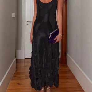 Women’s Sequined Sleeveless Party Dress With A Unique Style